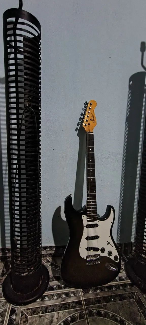 Guitarra Stratocaster Condor  - Foto 3