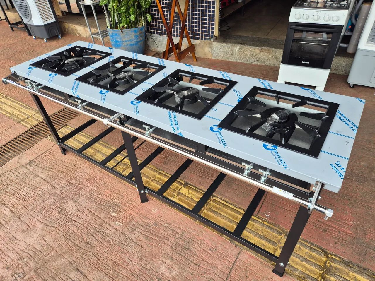 Fogao 4 bocas industrial com tampo inox  - Foto 3