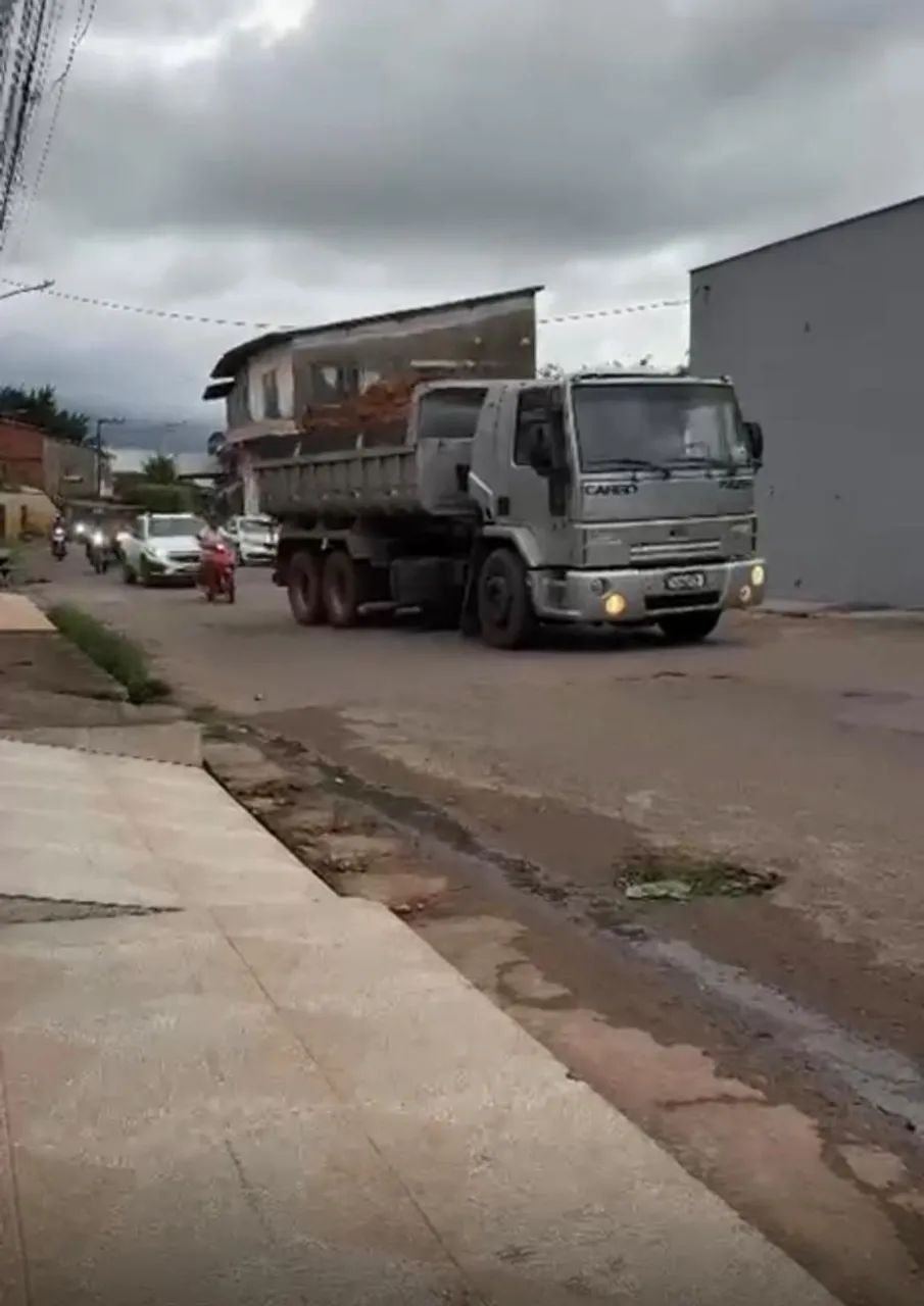 Caminhão Ford cargo 2422 - Foto 4