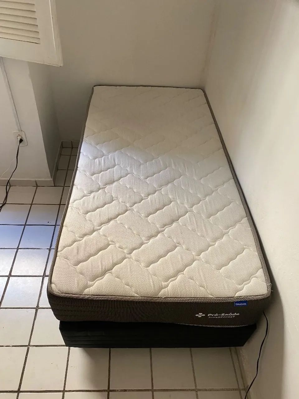 Vendo Cama de Solteiro Ortopédica Ortobom  - Foto 3
