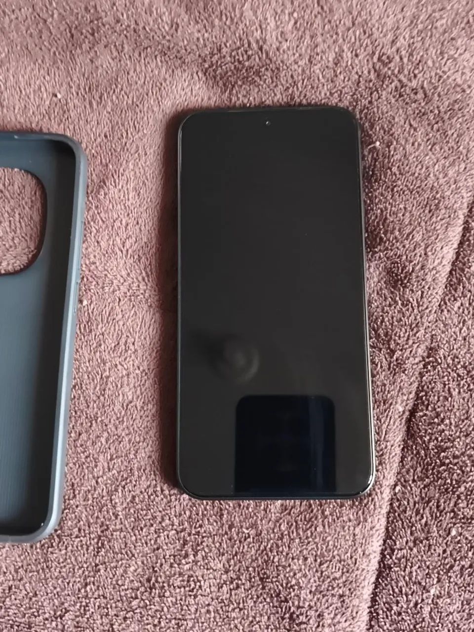 Redmi 15 pro 5G 256gb.