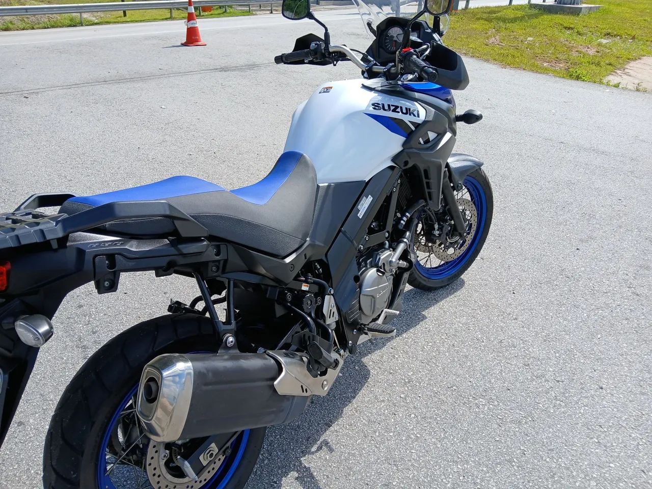 Suzuki Vstrom 650 xt 2025 - Foto 3
