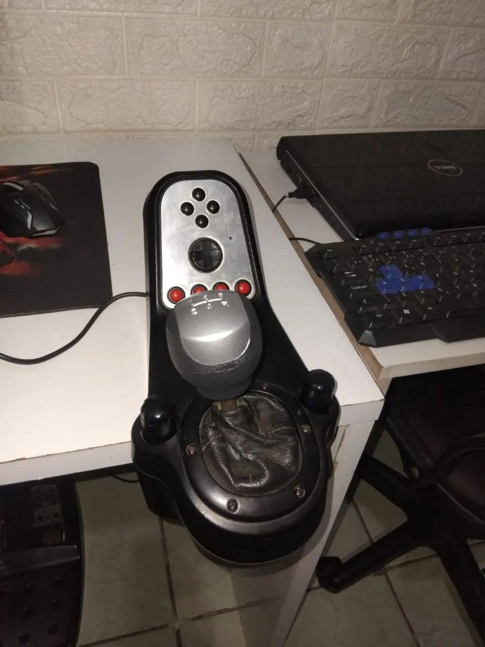 Volante Logitech g27 - Foto 3