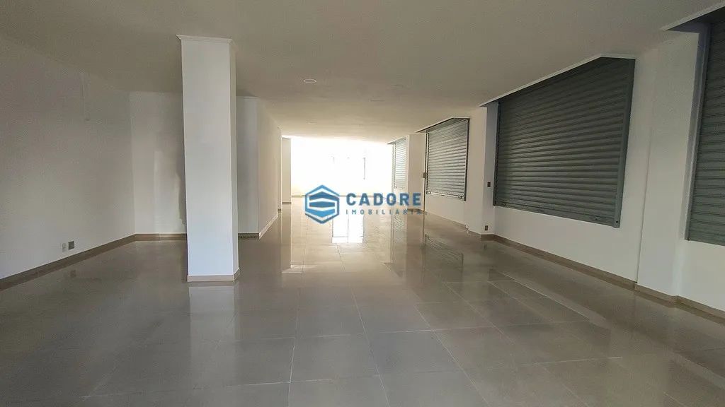 SALA TÉRREA COM 260m² NO CENTRO DE CAXIAS - Foto 2