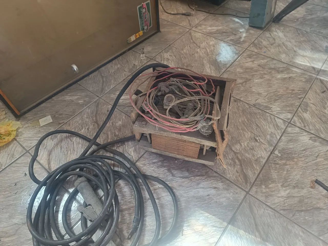 Máquina de solda.