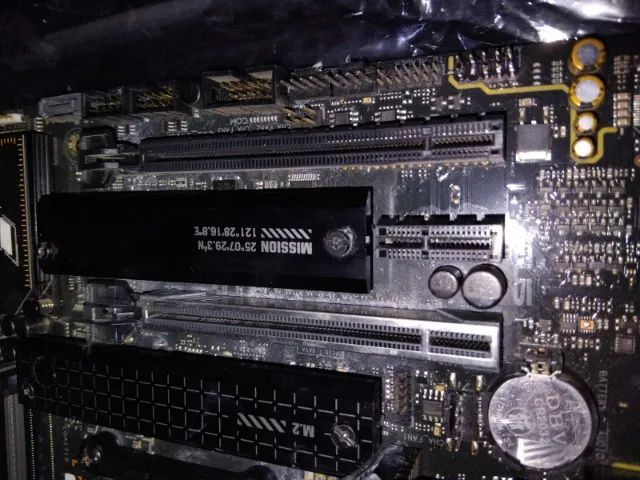 Placa mãe TUF GAMING B650M-PLUS - Foto 2