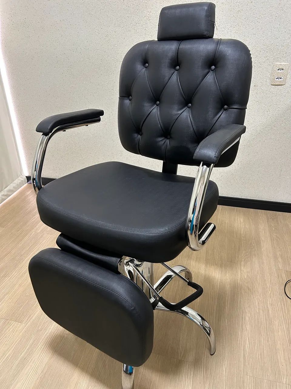 Vendo cadeira para estética  - Foto 3
