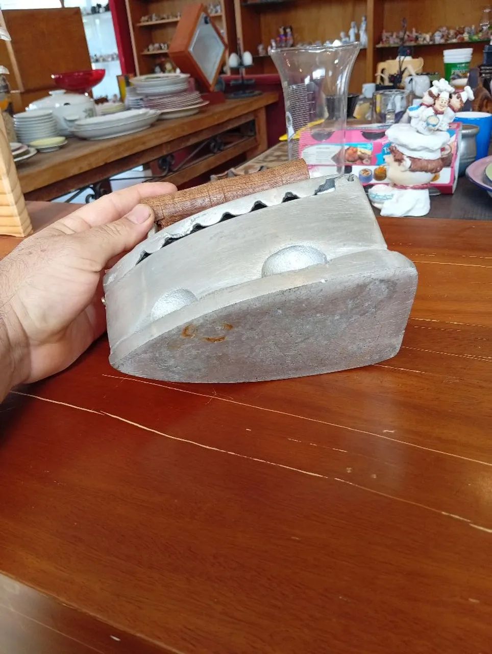 Antigo ferro de passar em aluminio - Foto 5
