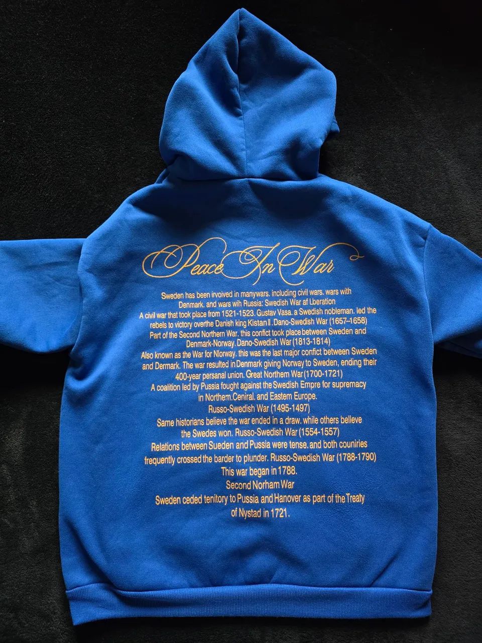Blusa Peace In War Sweden - Foto 2
