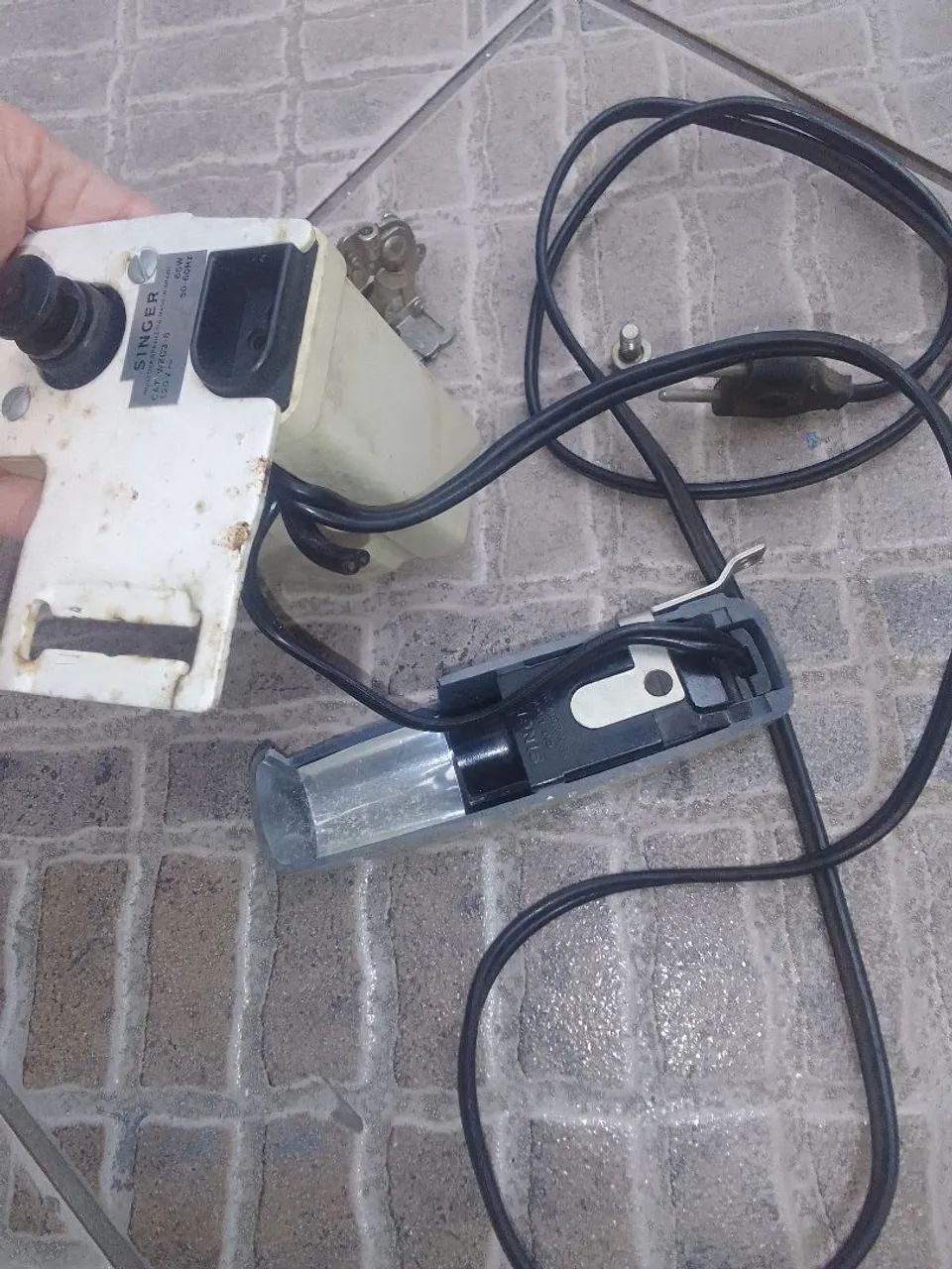 Motor e pedal de máquina Singer - Foto 5