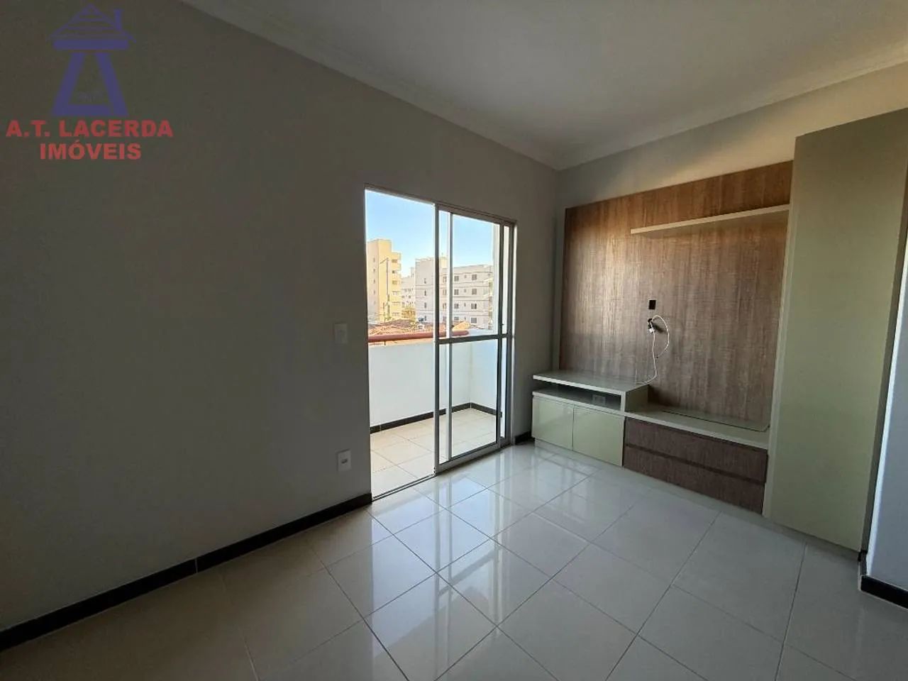 Apartamento com 2 quartos para Alugar - Cândida Câmara - Foto 3