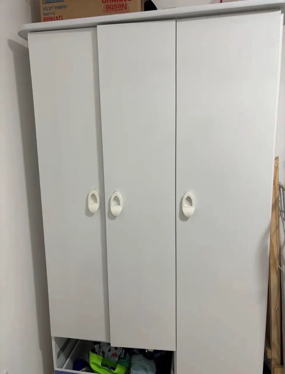 Guarda roupa infantil 