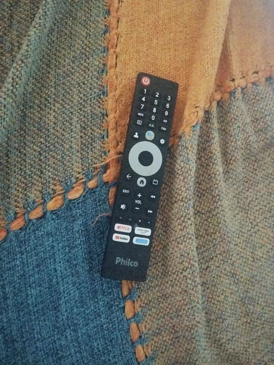 Tv 50 polegadas philco com suporte pra parede - Foto 2