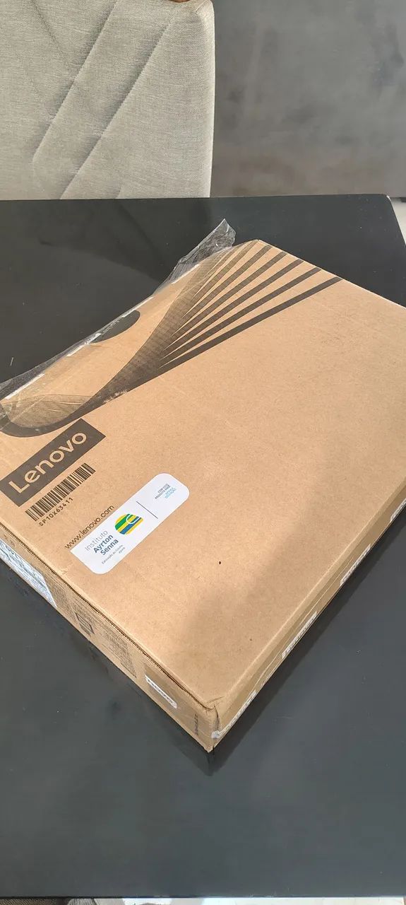 Notebook Lenovo slim 4g  - Foto 4