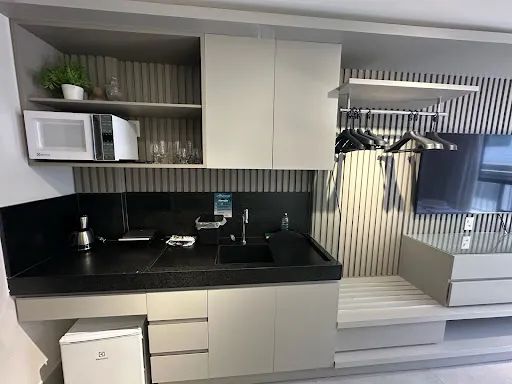 Flat a beira mar Jardim Oceania mobiliado e decorado - Foto 4