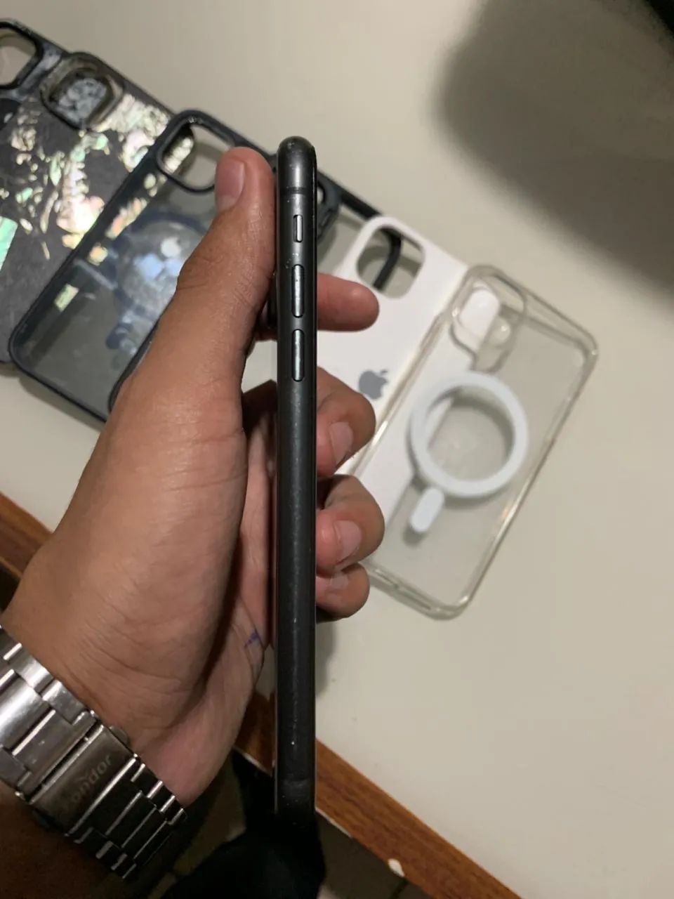 IPHONE 11 semi novo sem detalhes  - Foto 3