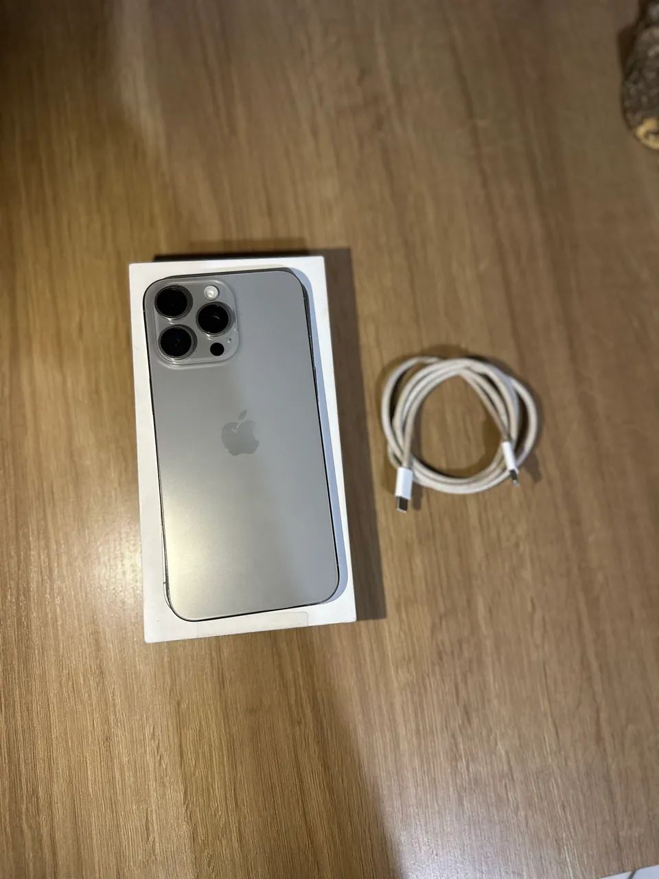 iPhone 15 Pro Max 256g - muito novo - Foto 3