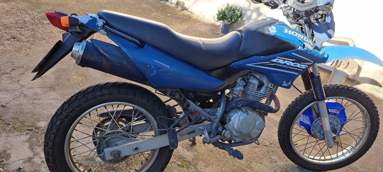 Vendo bross 125 ano 2005  - Foto 4