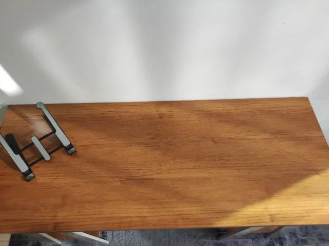 Mesa de estudos - Foto 3