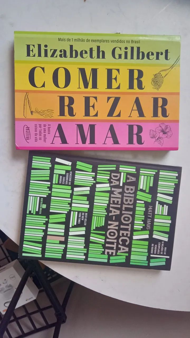 Comer, rezar e amar e Biblioteca da Meia Noite