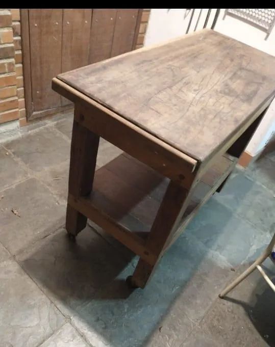 Mesa móvel de madeira maciça - Foto 2