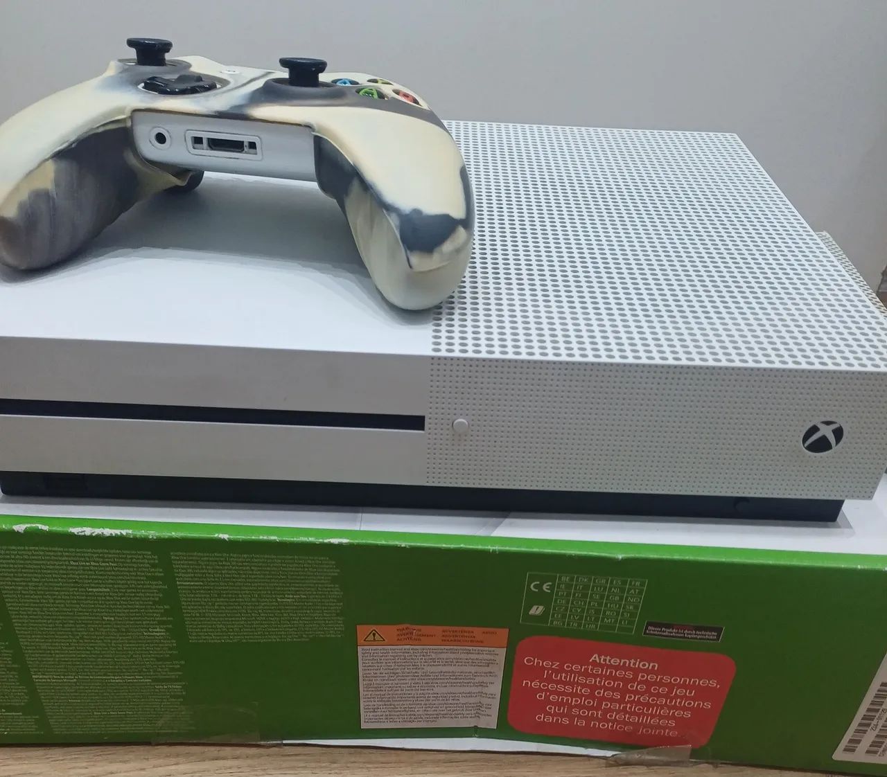 Console Xbox One S 1TB