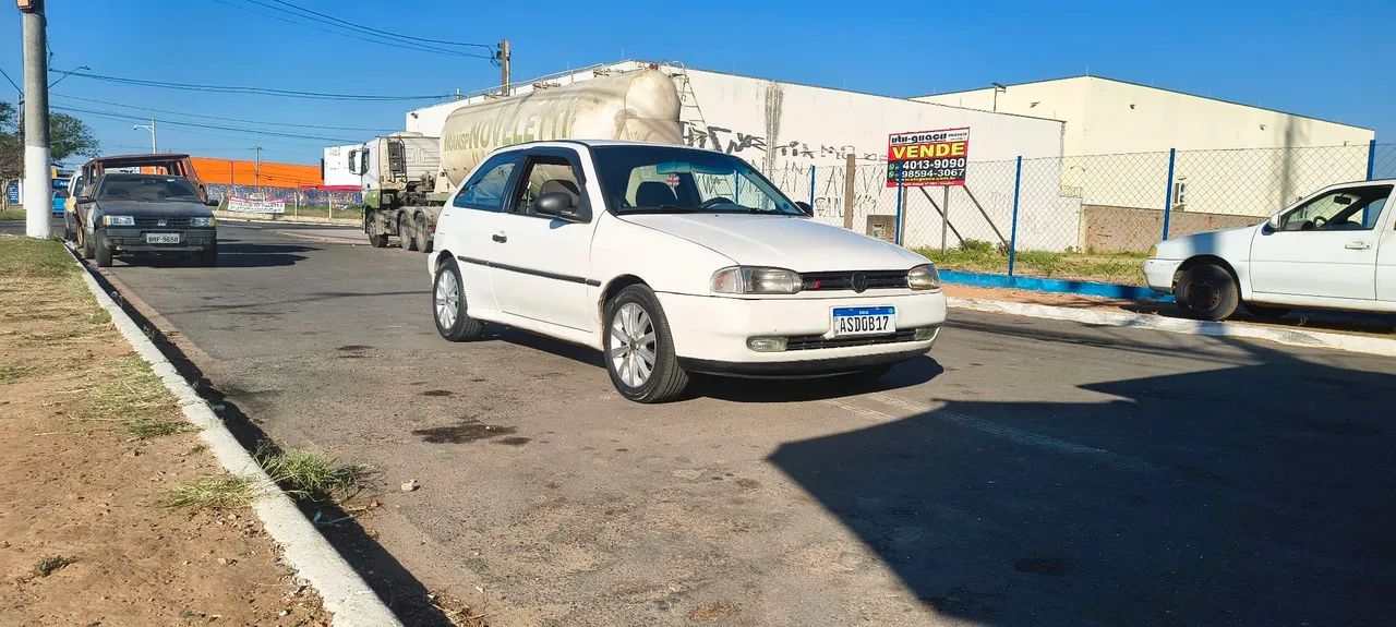 Volkswagen Gol Geração II CL 1.6 8V MI Gasolina Mec. 4P 1999