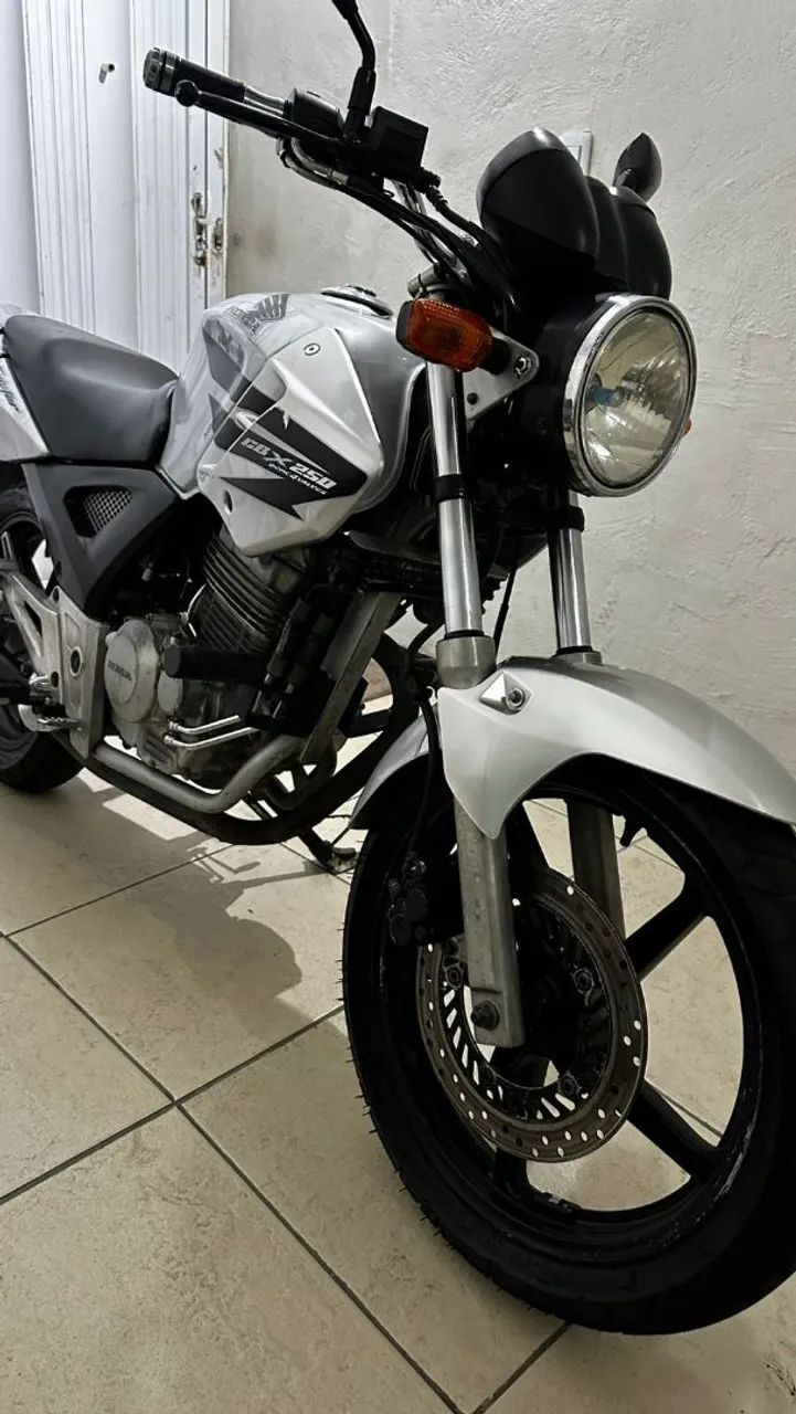 TWISTER 250 