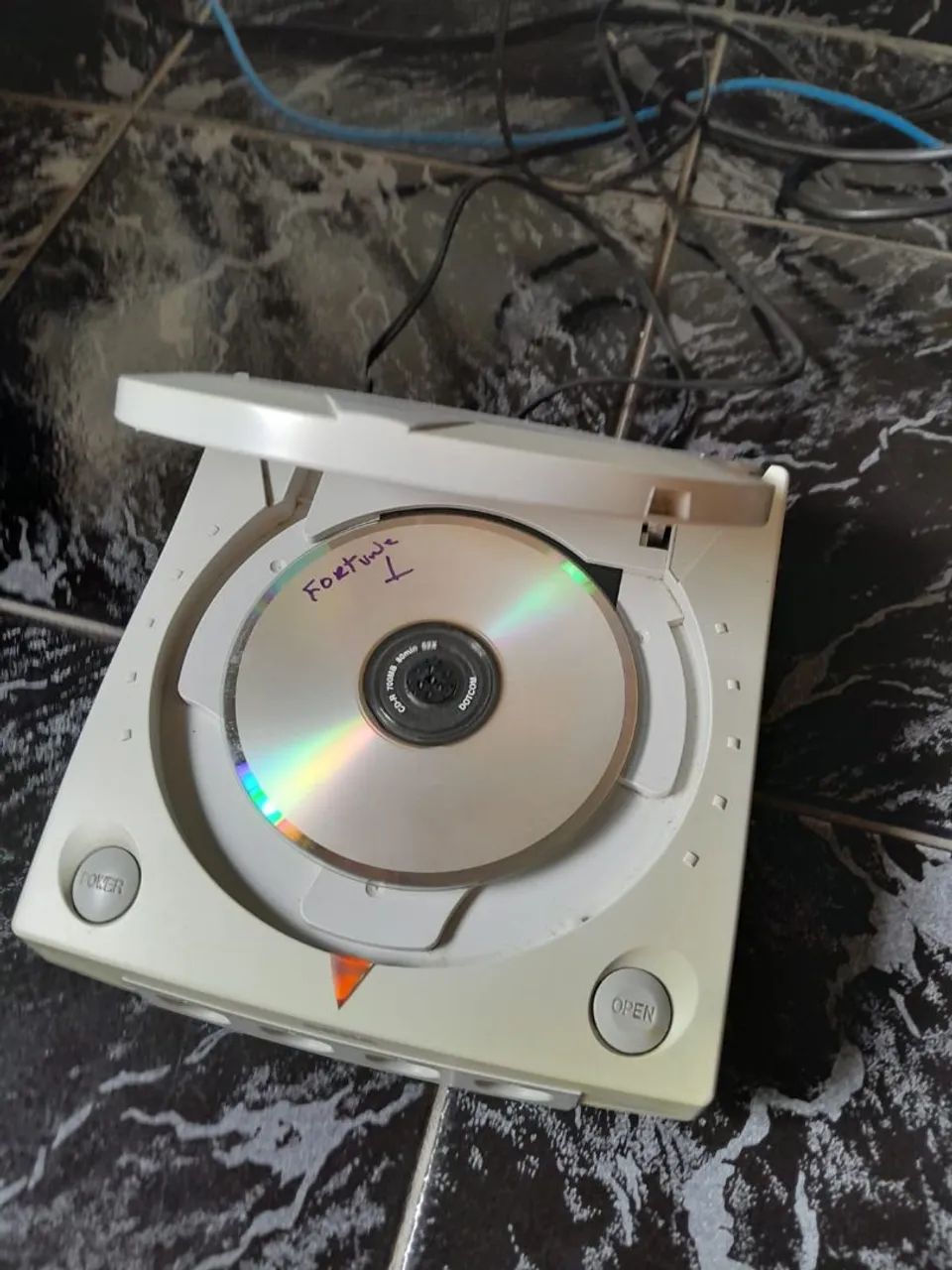 Sega dreamcast original com 2 controles  - Foto 2