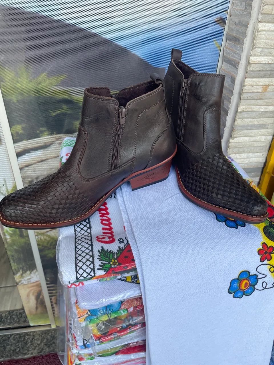 Bota masculina de couro - Foto 2