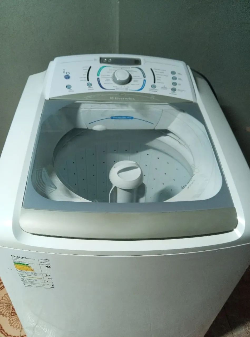 Máquina de lavar roupas Eletrolux 15 kg