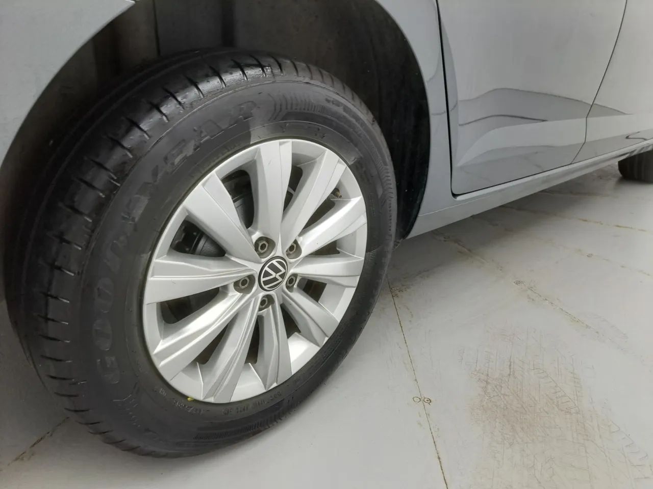 Volkswagen Virtus TSI 1.0 Flex 12V 4p Aut., foto 14 de 18