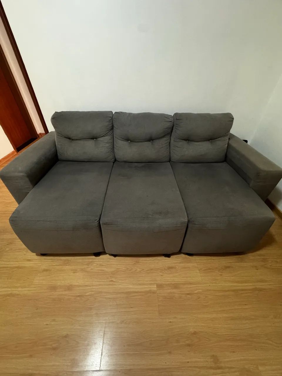 Sofá 3 lugares - Foto 2