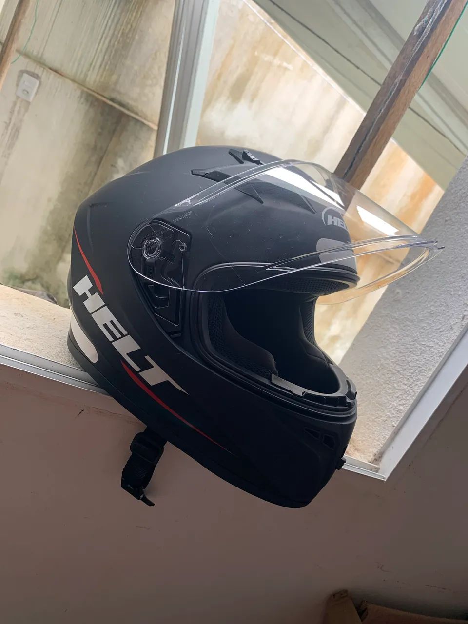 Vende-se capacete 