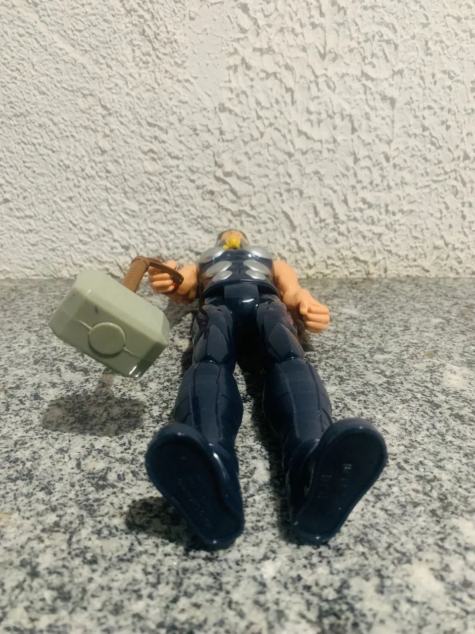 Boneco Thor Gigante - Figura de Ação Marvel - Foto 2