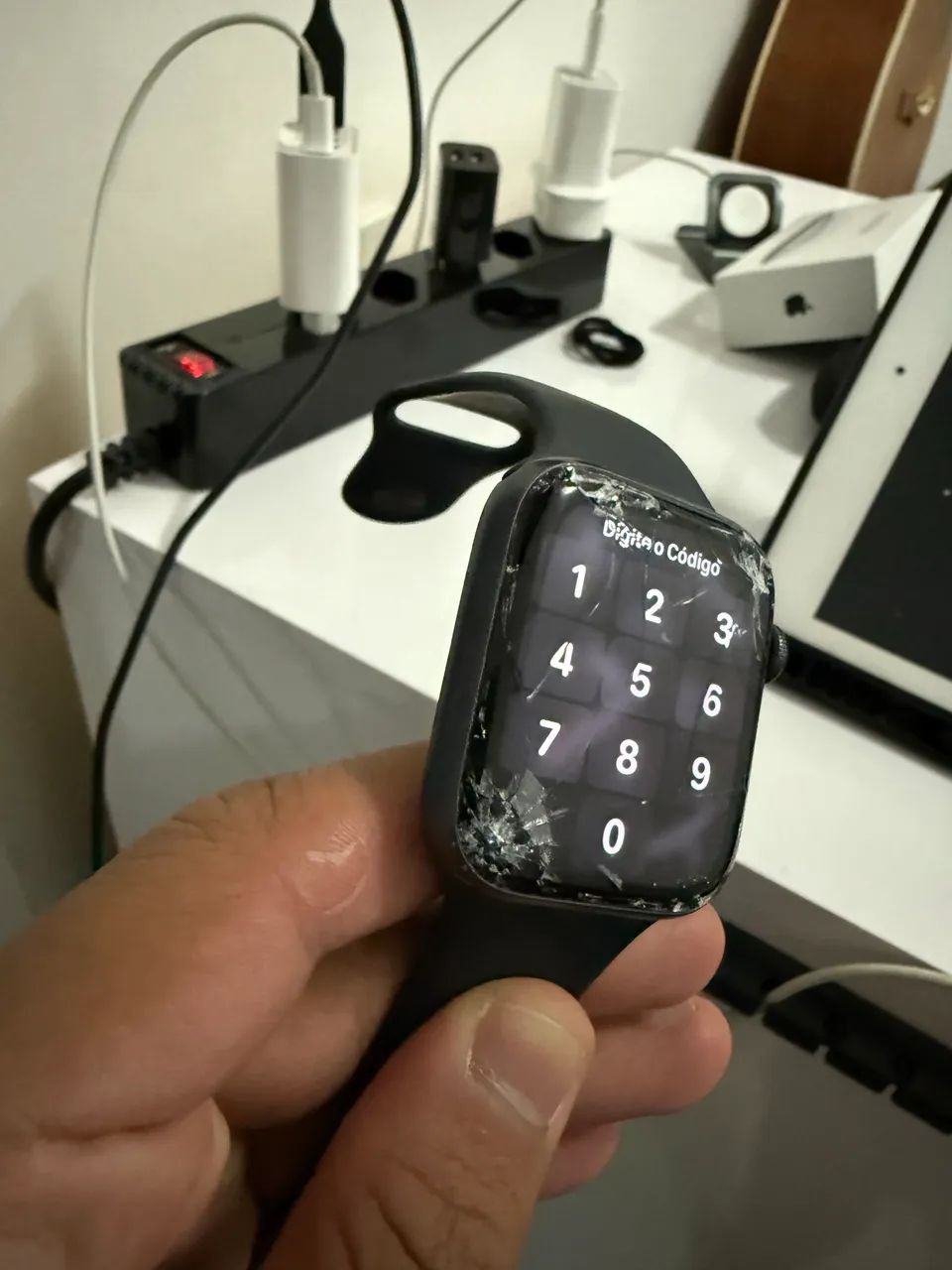 Apple Watch SE2 44mm com a tela trincada - Foto 4