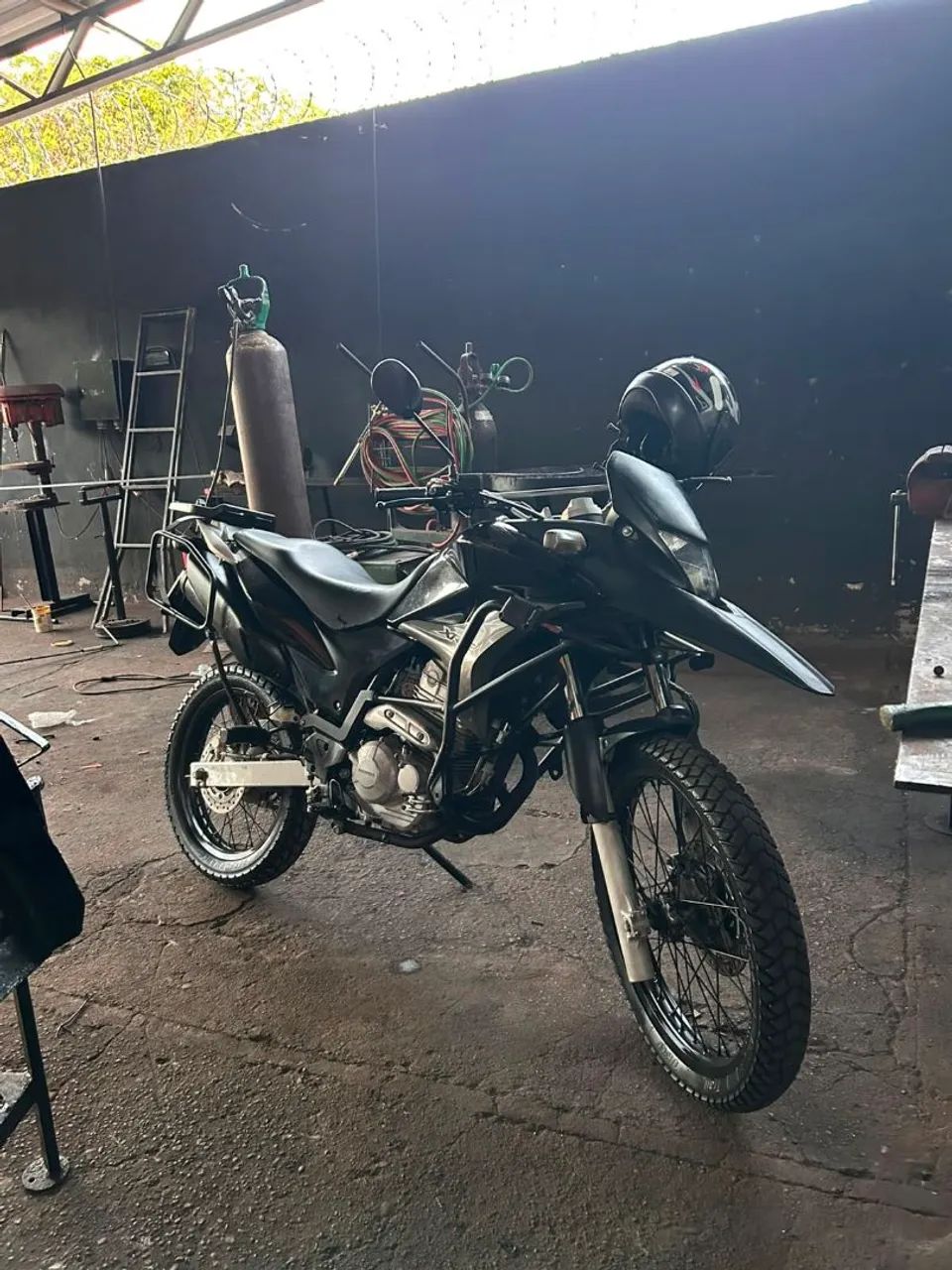 XRE 300