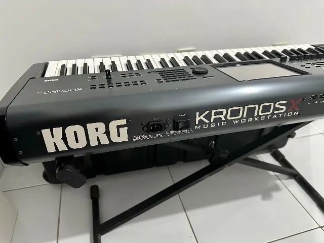 Teclado workstation Korg Kronos X-61 - Foto 4