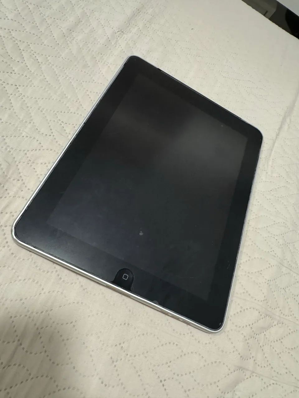 IPAD 1 64GB WIFI + CELLULAR - 2010 - FUNCIONANDO - COM CHIP AT&T - COM CABO - Foto 3