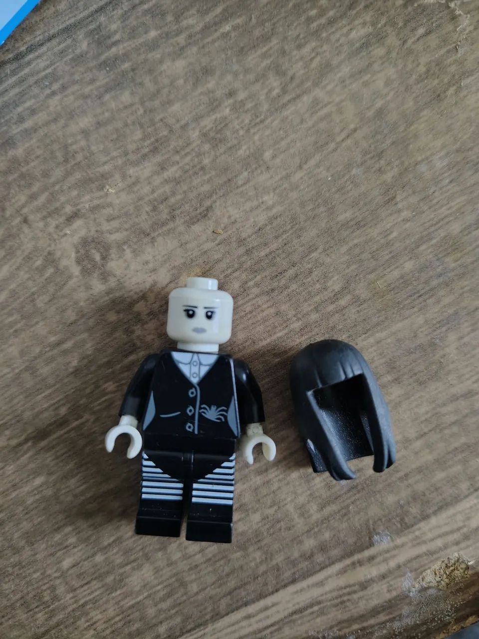 Minifigura lego Spooky girl  - Foto 3
