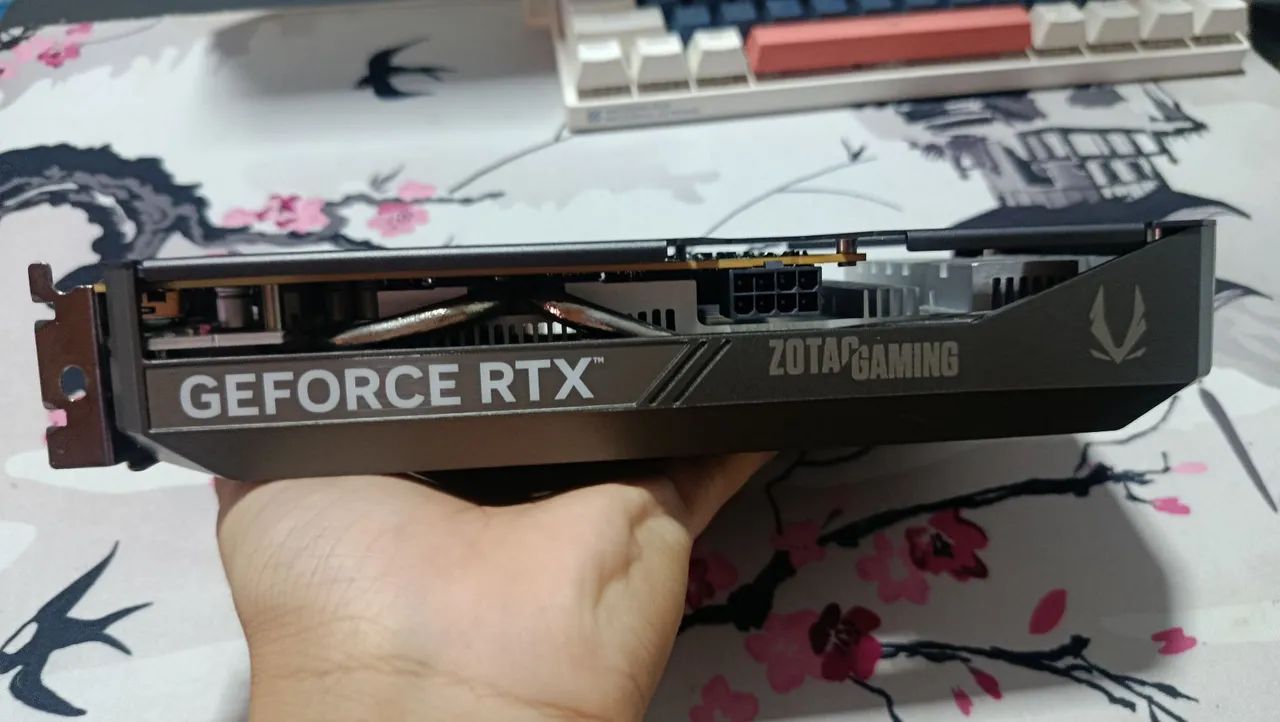 RTX 5060 - Foto 3