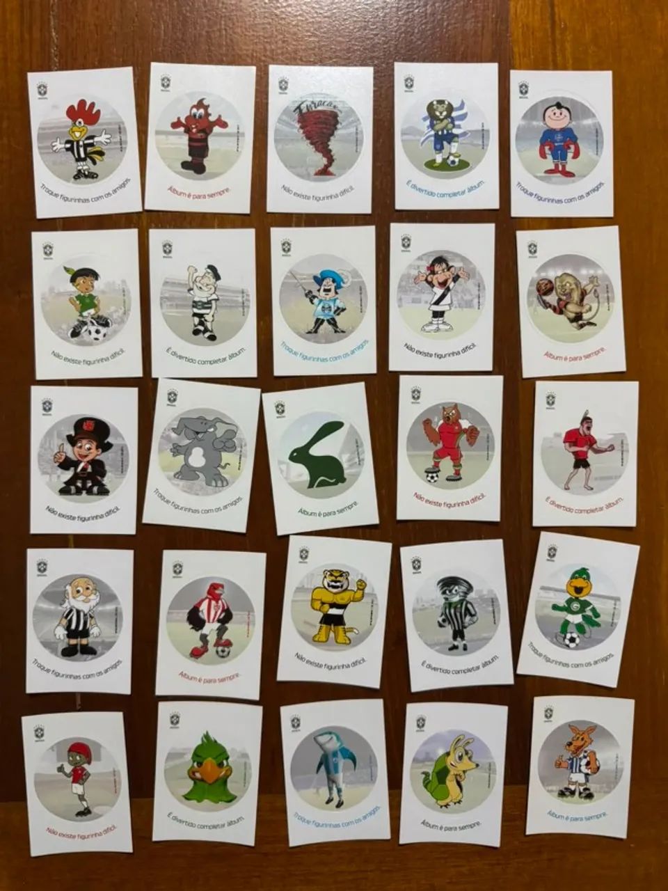 FIGURINHAS BRASILEIRÃO 2017 - Foto 3