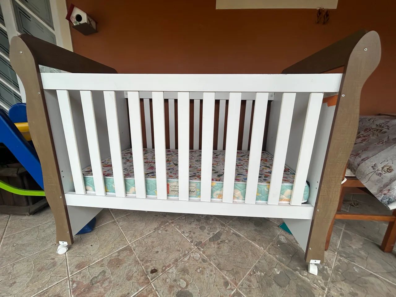  Berço com colchão  - Foto 3