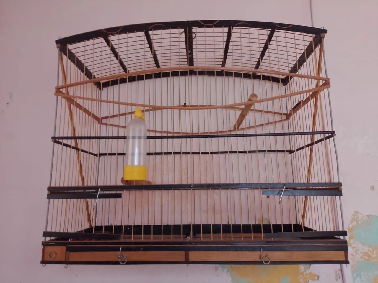 Tenho Duas Gaiolas semi nova em perfeito estado pronta pra vender no precinho - Foto 5