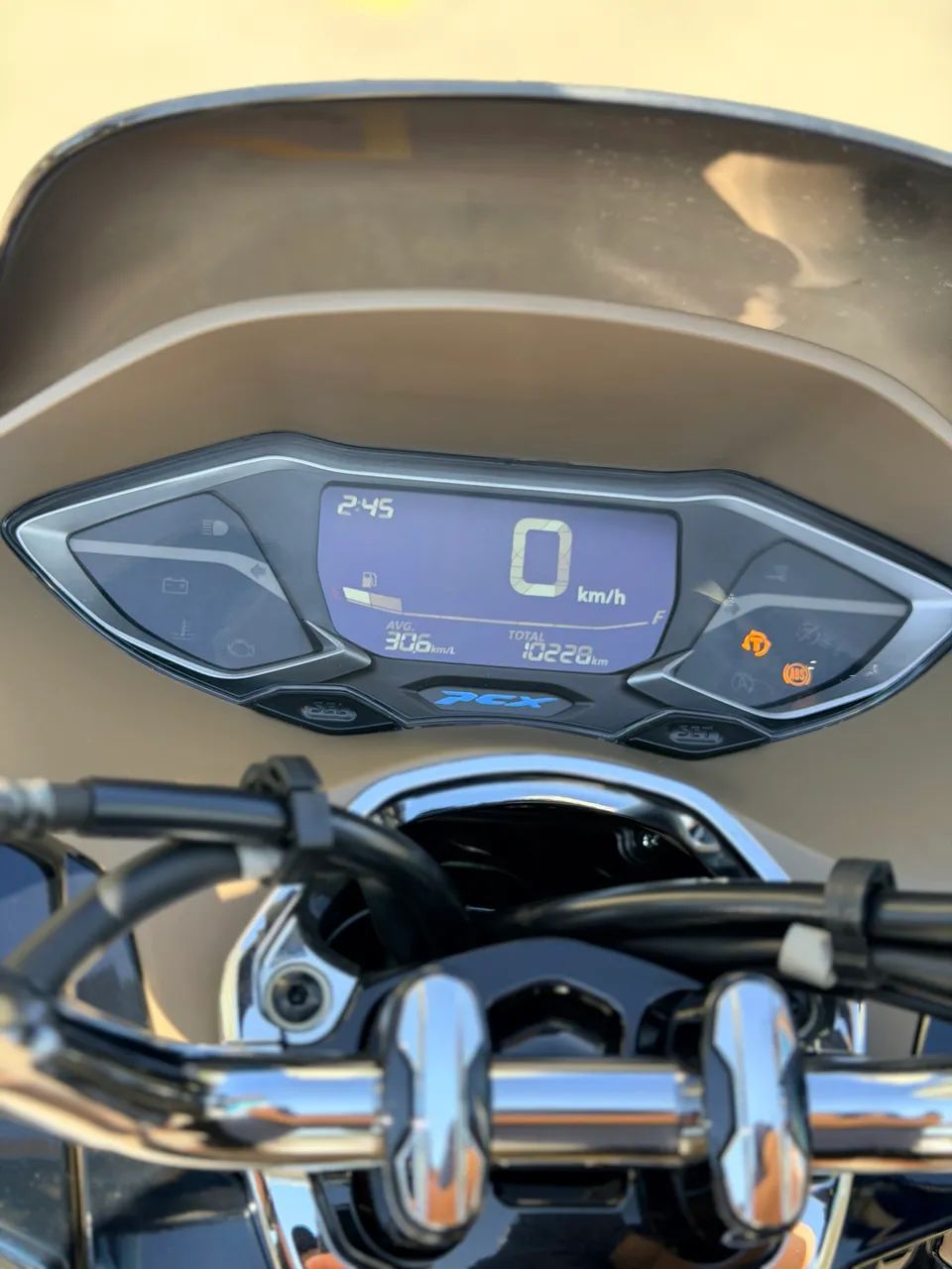 PCX 160 DLX 2026 - Foto 3