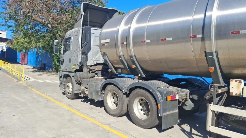 FORD CARGO 2842 AT SEM O TANQUE - Foto 3