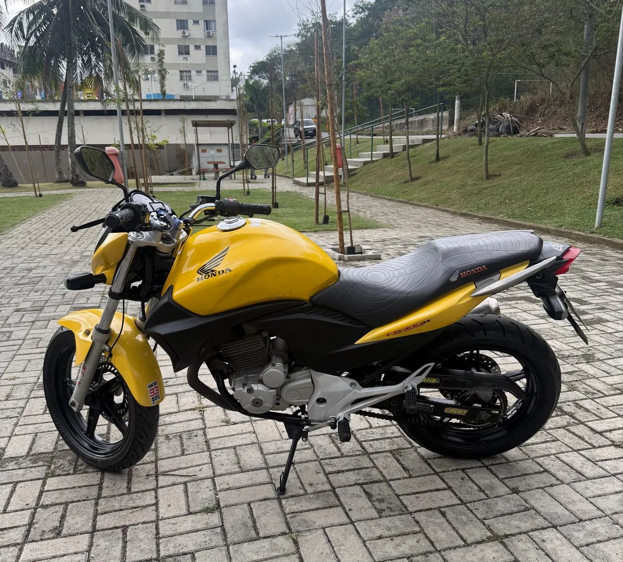 Cb 300  - Foto 4