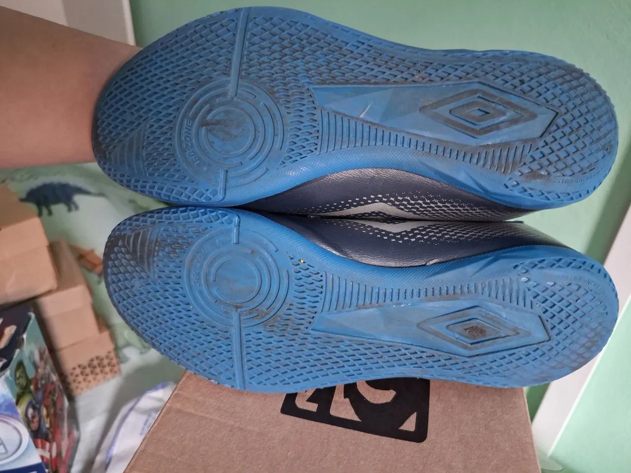 Chuteira umbro tam. 34 - Foto 5