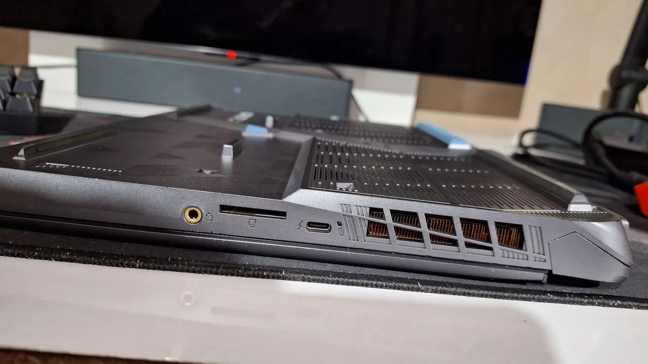 Notebook MSI VECTOR 16 HX i9 13980HX + 32GB DDR5 + RTX 4080 - Foto 4