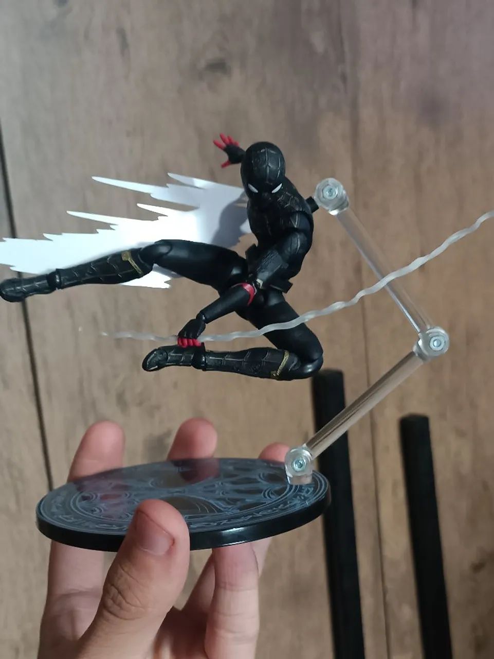 Homem aranha preto e dourado SH figuarts  - Foto 2